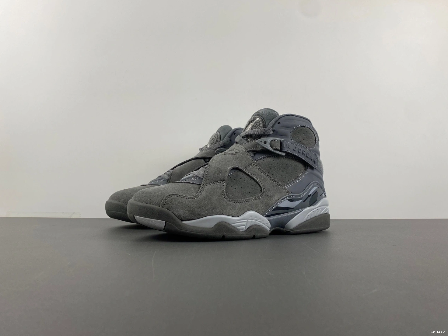 305381-014 Jordan - Retro 8 Men's Cool Grey 0324